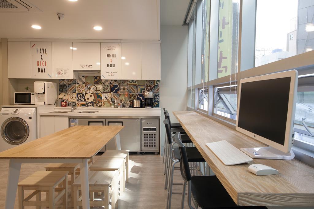 Oyo Hostel Myeongdong 1 Seul Exterior foto